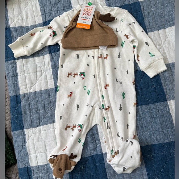 Carters Santa Christmas Pajamas - Picture 1 of 2